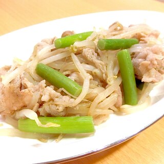 10分で完成！もやしとにんにくの芽と豚肉の炒め物